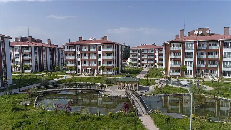 Genç Çiftlere ve Çok Çocuklu Ailelere Sosyal Konut Müjdesi!