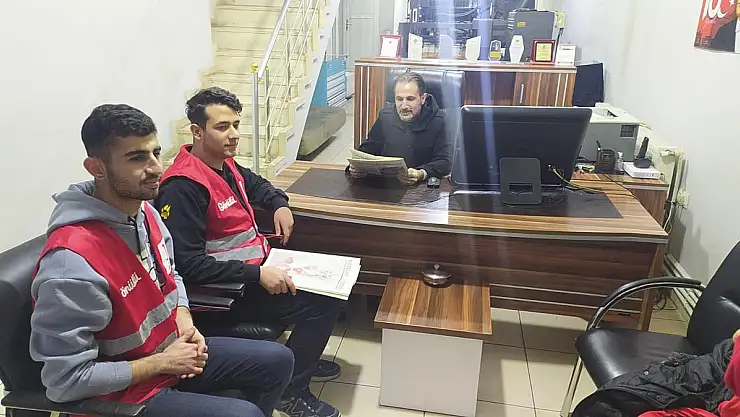 Genç Kızılay'dan 10 Ocak Gazeteciler Günü Kutlama Ziyareti