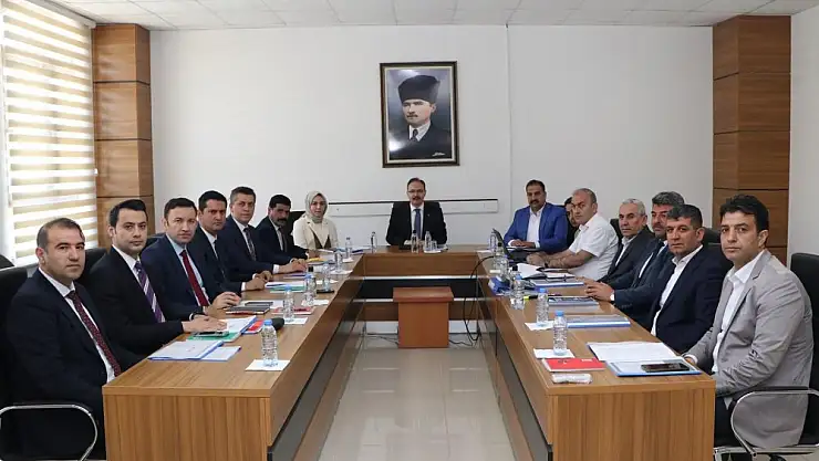 İlçe Kaymakamlarının Katılımı İle Vali Kızılkaya Başkanlığında, İl Özel İdare Yatırımları Masaya Yatırıldı