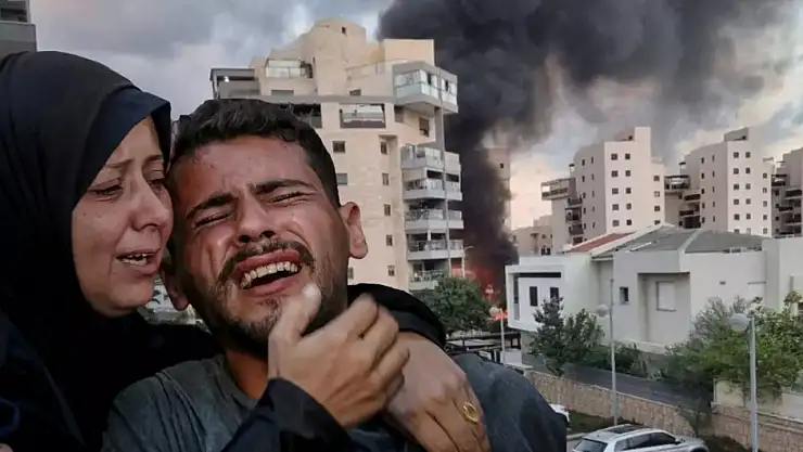 İsrail, Gazze Kentini Hedef Alan İşgali Sürdürüyor: 66 Filistinli Hayatını Kaybetti