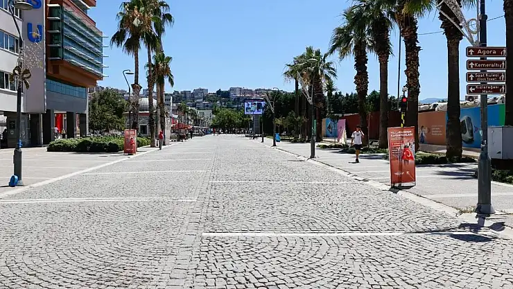 İzmir'de Sıcaklık 1959 Yılın'dan Sonra En Yüksek Kasım Değerine Ulaştı