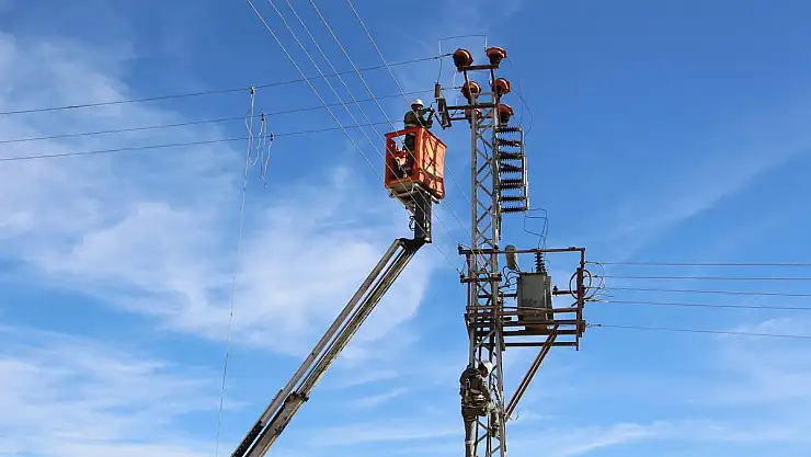 Kaçak Elektrik Kullanımından Dicle Elektrik'in 70 bin Dava Dosyası Var