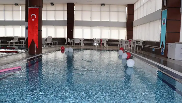 Kadın Yaşam Merkezinde Yüzme Kursları