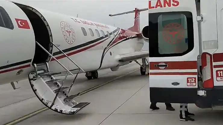 Kalp Yetmezliği Olan Bebek, Siirt'ten Acil Ambulans Uçağıyla Konya Şehir Hastanesine Sevk Edildi