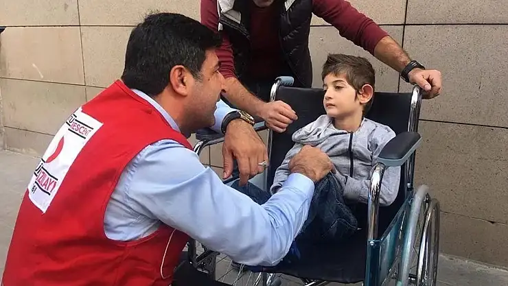 Kızılay'dan Engelli Bireylere Destek: 'Bir Tek Kişi Bile Kendini Yalnız Hissetmesin'