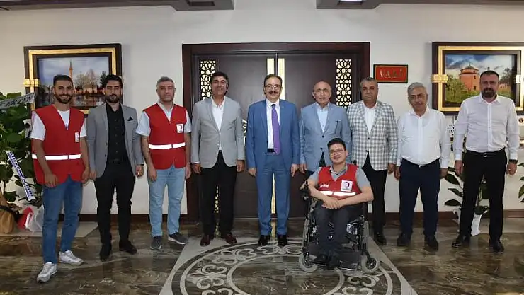 Kızılay Heyetinden Vali Kızılkaya'ya Hayırlı Olsun Ziyareti