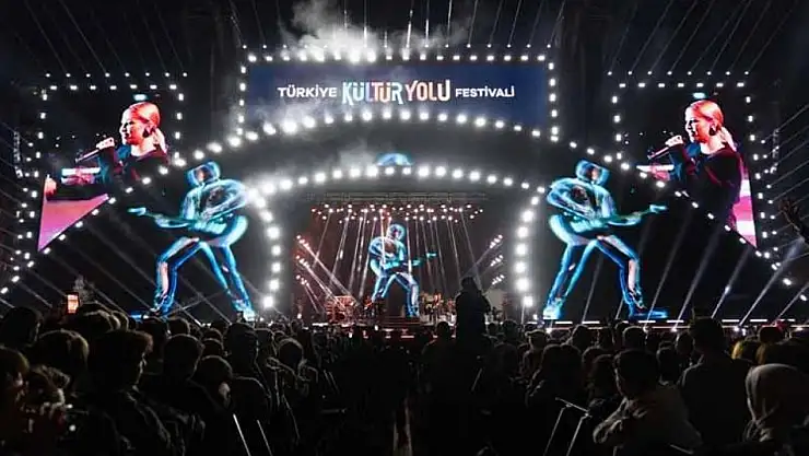 Komşu Şehir Tanıtımda Fark Yaratıyor: Mardin Kültür Yolu Festivali Kente Binlerce Turist Çekti