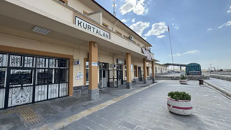 Kurtalan Belediye Başkanı Açıkladı! Siirt Kurtalan'da TCDD Gar Arazisindeki Duvar Projesi Durduruldu