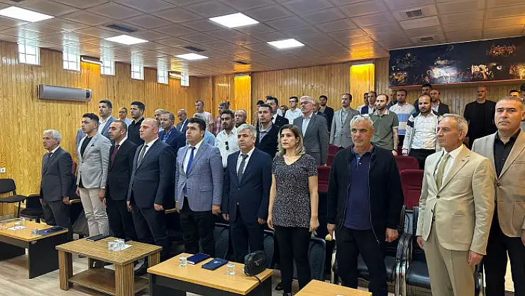 Kurtalan'da 'Türkiye Yüzyılı Maarif Modeli' Toplantısı Gerçekleştirildi