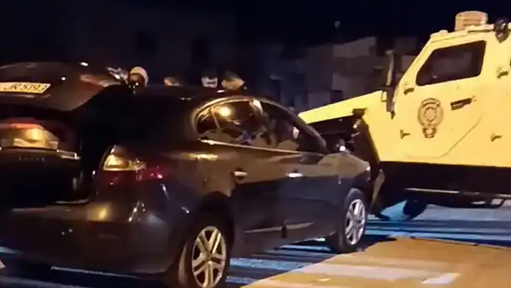 Komşu ilimizde zırhlı araç ile otomobil çarpıştı: 2 yaralı