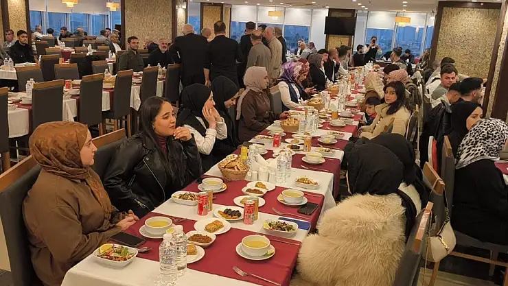 Mat Triko'nun Geleneksel İftarına Her Kesimden 300 Kişi Katıldı