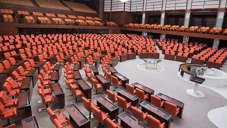 Meclis bugün açılıyor: 2 parti katılmayacak