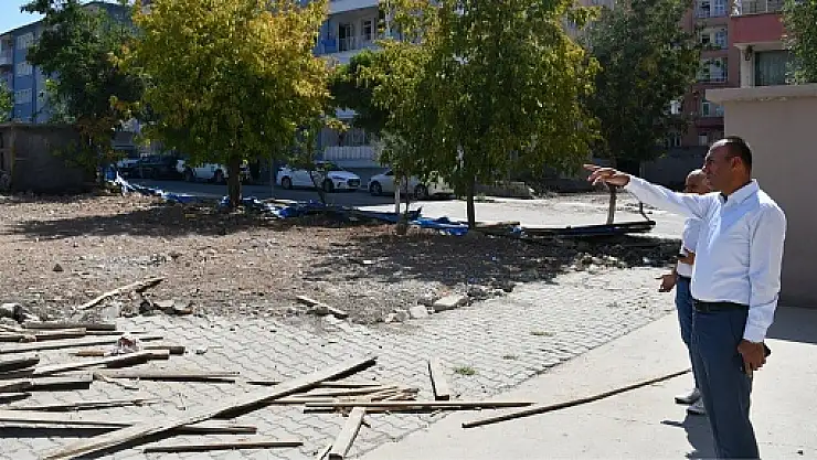Milli Eğitim Müdürü Edip İnşaatı Devam Eden Okulları Denetliyor