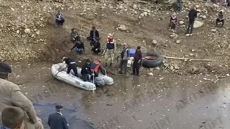 NEHİRDE KAYBOLAN KAYIP ÇOCUĞUN CANSIZ BEDENİNE ULAŞILDI