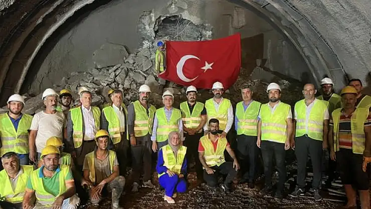Olğaç: Siirt'te 4 İli Birbirine Bağlayacak Dev Tünelde İlk Işık Görüldü