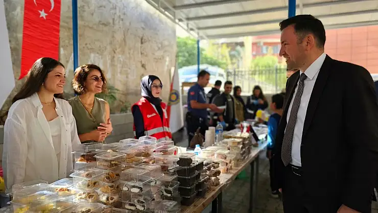 Pervari'de Gazze'ye Destek Kermesi Düzenlendi