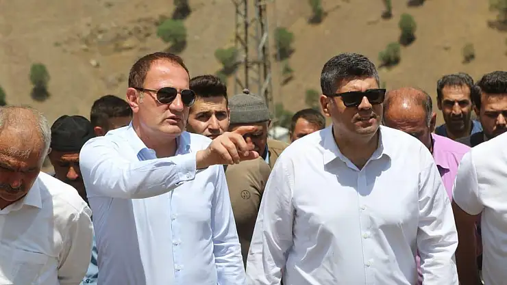 Pervari Kaymakamı Aktan, Yol Yapım Çalışmalarını İnceledi