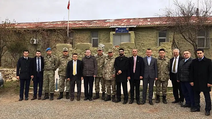 PERVARİ KAYMAKAMI HAKAN ŞEKER'DEN,  MEHMETÇİĞE MORAL ZİYARETİ