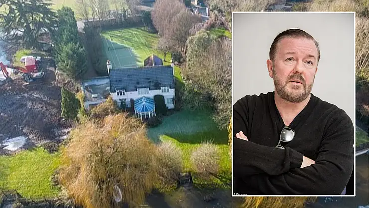 Ricky Gervais'in Hayalindeki Malikâne Sel Tehlikesiyle Karşı Karşıya