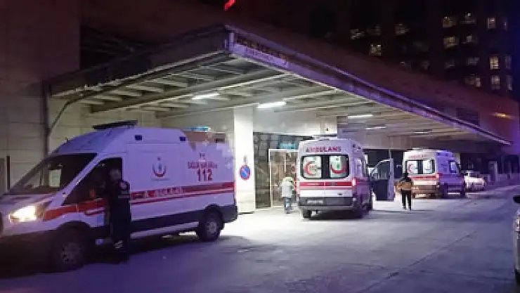 Sevdiğin Kızın Evine Silahlı Baskın Yaptı!