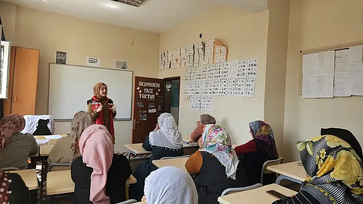 Siirt Aile ve Sosyal Hizmetler İl Müdürlüğü'nün Eğitimleri Devam Ediyor