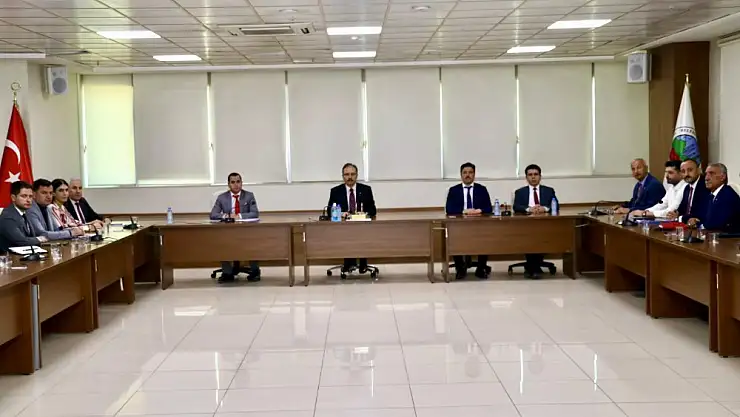 Siirt Belediyesi Haftalık Değerlendirme Toplantısı Yapıldı
