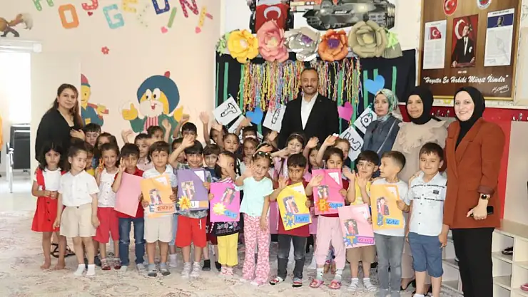 Siirt Belediyesi Minik Adımlar Kreşinde Karne Heyecanı