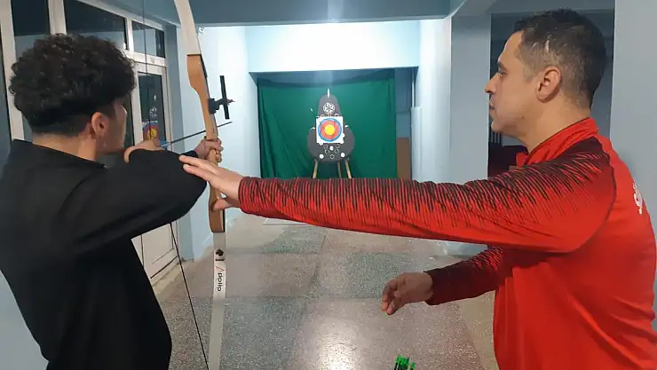 Siirt Belediyesi, Okulları Gezerek Spor Faaliyetleri Düzenliyor