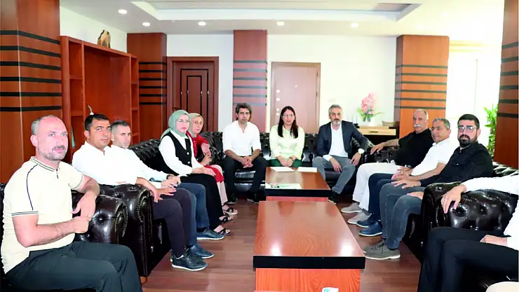 Siirt Belediyesi ve Siirt Barosu İş Birliği ile Adli Yardım Projesi Protokolü İmzalandı