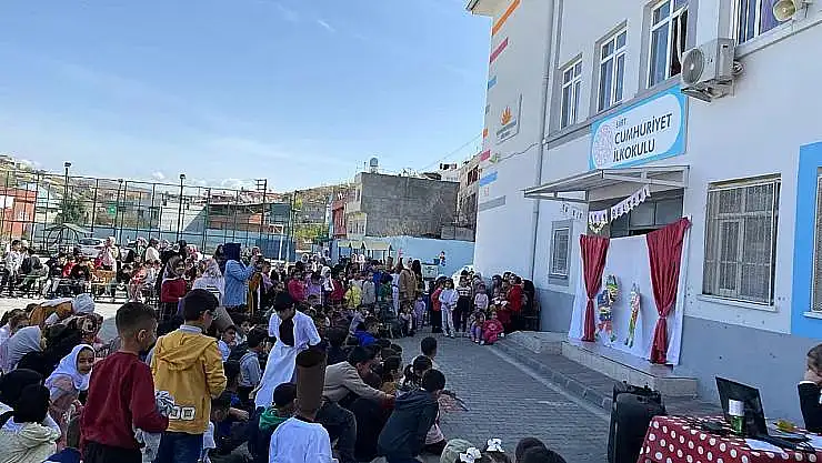 Siirt Cumhuriyet İlkokulu'nda Ramazan Şenlikleri Coşkuyla Kutlandı