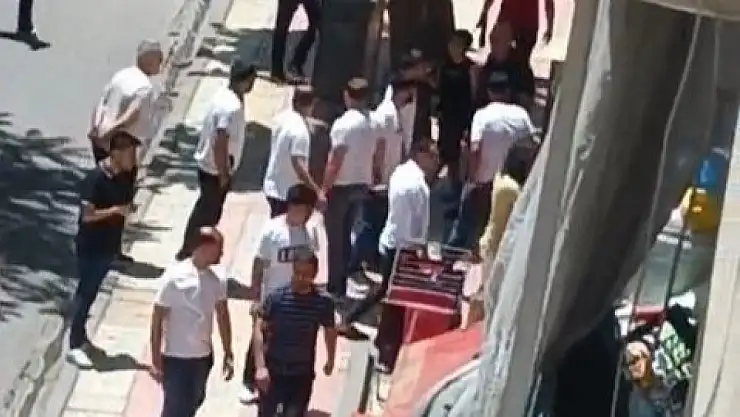 Siirt Güres Caddesi'nde Pompalı Tüfekli Saldırı: 1 Yaralı