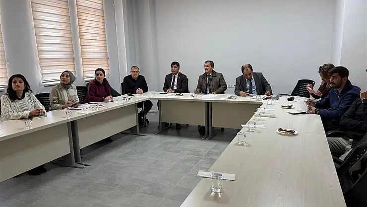 Siirt İl Sağlık Müdürlüğünde Değerlendirme ve Planlama Brifingi Verildi