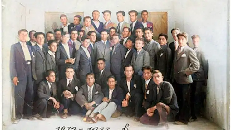 Siirt Ortaokulu'nun 93 Yıl Öncesine Ait Fotoğrafı Gün Yüzüne Çıktı
