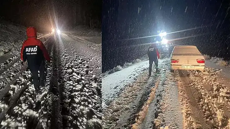 Siirt-Şırnak Yolunda Mahsur Kalan Araçlar Kurtarıldı