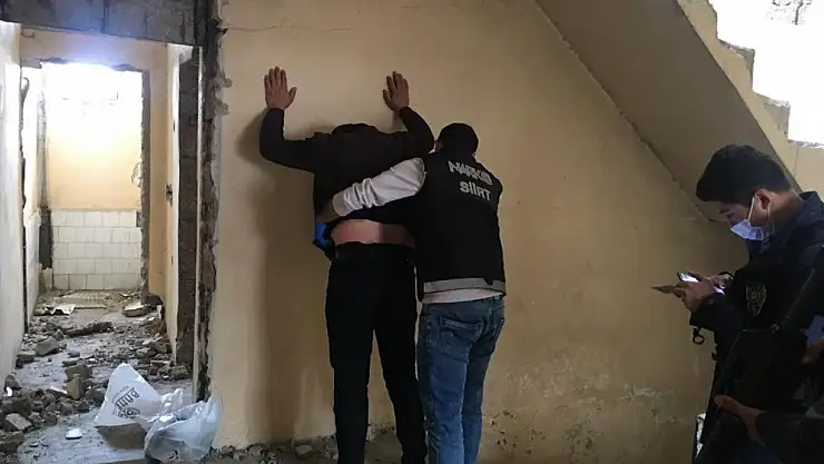 Siirt'te 60 Uyuşturucu Operasyonunda 65 Gözaltı