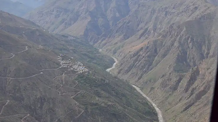 Siirt'te Heyelan Nedeniyle Narsuyu Köyü Taşınıyor