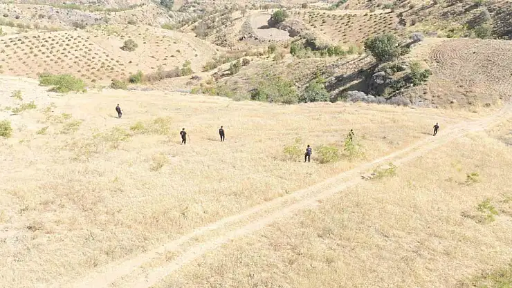 Siirt'te kayıp alzaymır hastası yaşlı adamı bulmak için 250 kilometrekare alana bakıldı
