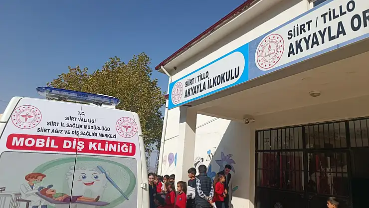 Siirt'te Mobil Diş Kliniği Hizmeti: Akyayla Köyü'nde 36 Vatandaş Muayene Edildi