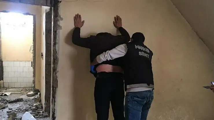 Siirt'te Son Bir Ayda Yapılan Operasyonlarda Ele Geçirilen Uyuşturucu Miktarı Açıklandı