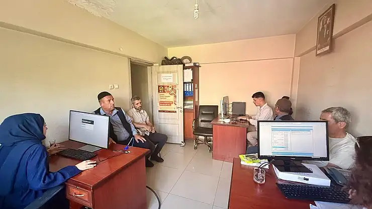 Siirt'te Tarım Sayımı Sürüyor: Çiftçiler Bilgi Vermeye Davet Ediliyor