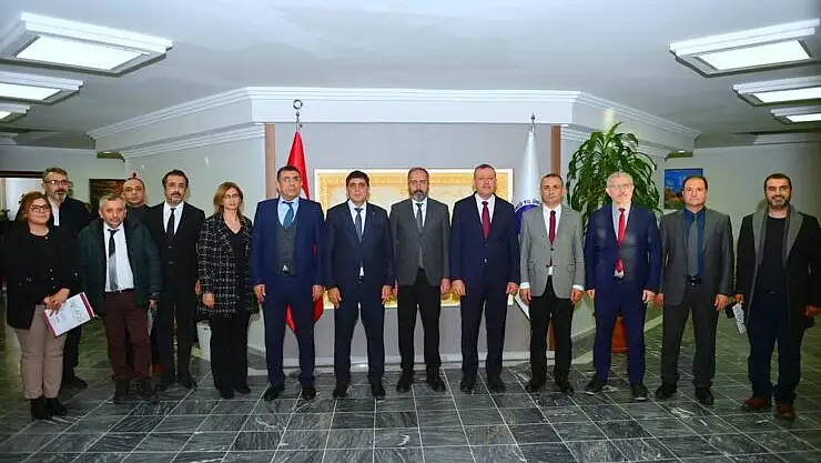 Siirt Üniversitesi DAKAF'25 Paydaşlarıyla Bir Araya Geldi