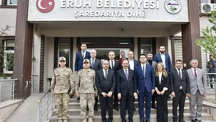 Siirt Valisi Kızılkaya, Eruh'ta Muhtarlarla Buluştu