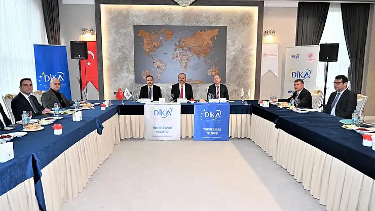 Siirt Valisi'nin de Katıldığı DİKA Toplantısında TRC 3 Bölgesinin Kalkınma Vizyonu Ele Alındı