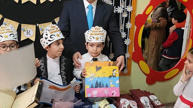Siirt Yeni Mahalle'de 4-6 Yaş Kuran'a Geçiş Töreni