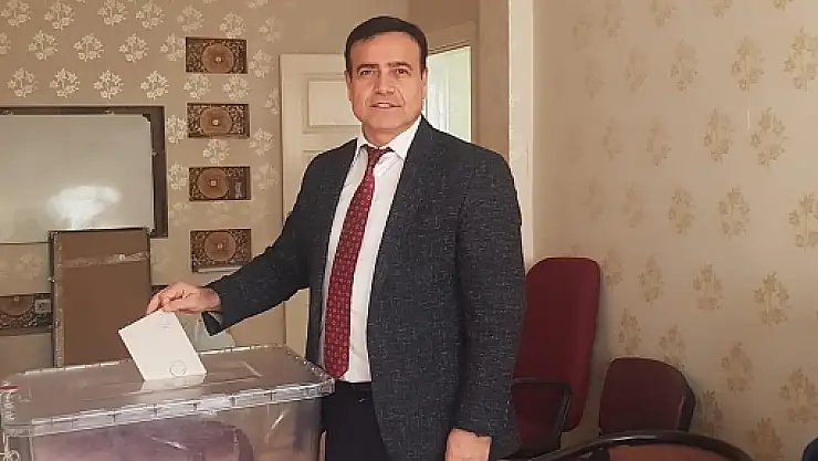 Siirt Ziraat Mühendisleri Odası Başkanı Rıfat Gümüş, Güven Tazeledi