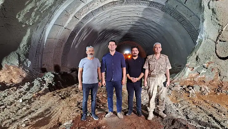 Siirt'i Habur Sınır Kapısına Bağlayacak Dev Tünellerin Yapımı Devam Ediyor!