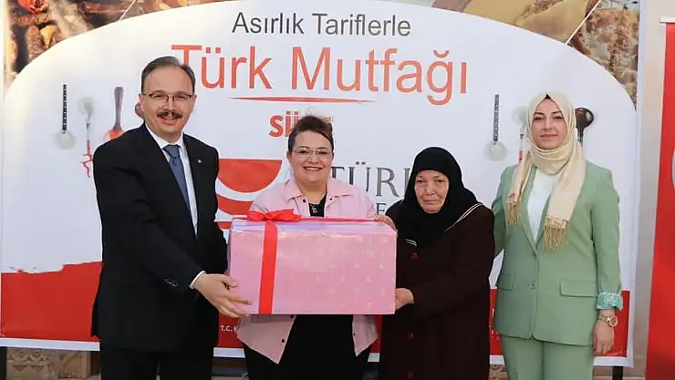 Siirt'in Yöresel Lezzetlerinin Tanıtıldığı 'Yöresel Yemek Fuarı' Sona Erdi