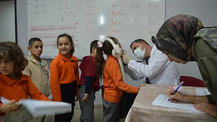 Siirtli Çocuklarda Diş Çürüğü Alarmı: Uzmanlar Ebeveynleri Uyardı