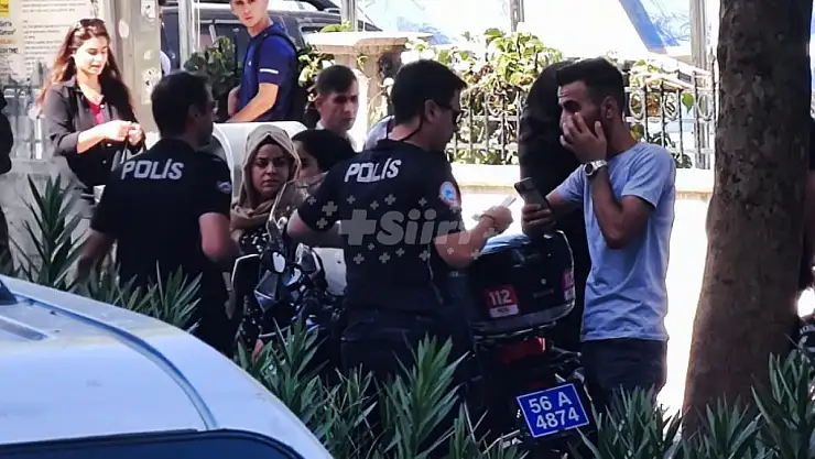 Siirtli Vatandaş ATM'de Unutulan Parayı Polise Teslim Etti