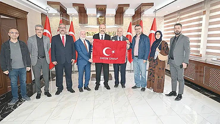 Siirtliler Derneği'nden Batman Valisi Canalp'e Ziyaret
